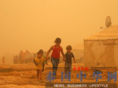中东多国遭遇罕见沙尘暴 成百上千名民众患病