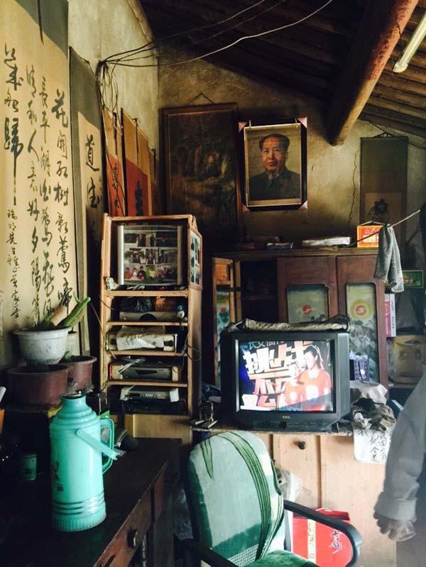 探访甘肃贫困崖边村：老人绝食自杀被默许