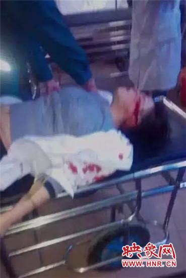 河南一年轻女医生被砍 身中七刀在ICU抢救(图)