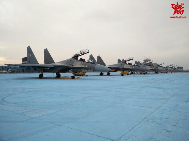 印度空军战机抵达阿拉斯加 自费参加红旗16演习
