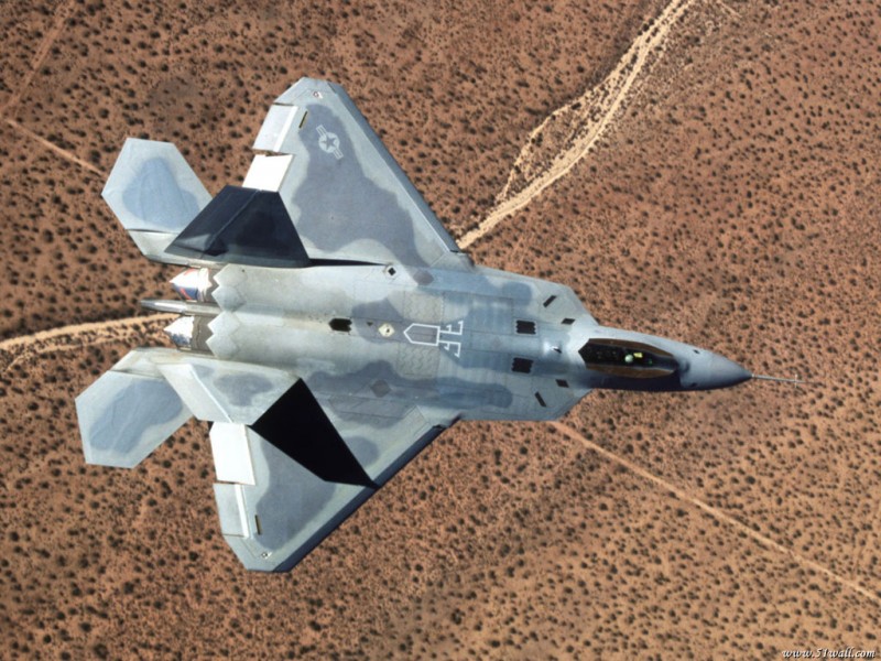 猛禽徘徊 F-22重启之后可能也难以对付歼-20