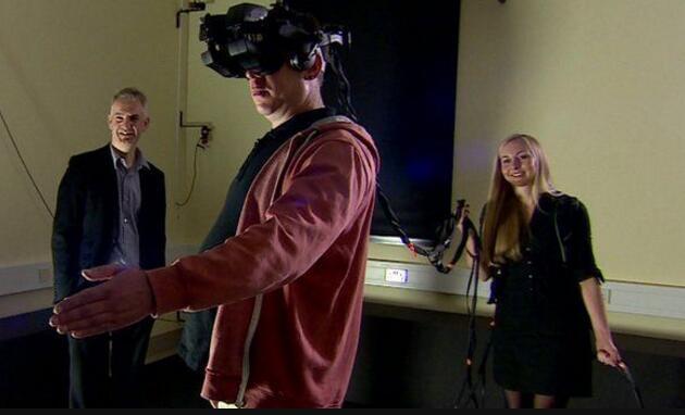 牛津大学推VR新用法：治疗妄想症 测试效果还不错
