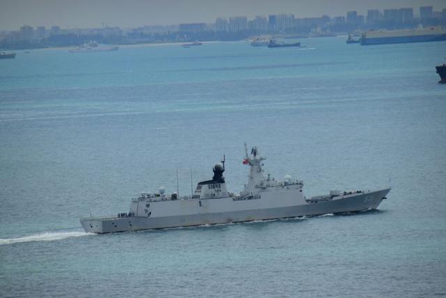 外媒：中国海军通过马六甲海峡 含攻击型核潜艇