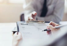 泰发改委警告社会医疗保健系统面临风险