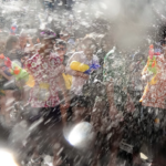 泼水节24
