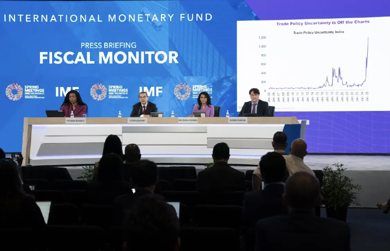 IMF：泰国政府应审慎财政政策“公债偏高” - 泰国中华网